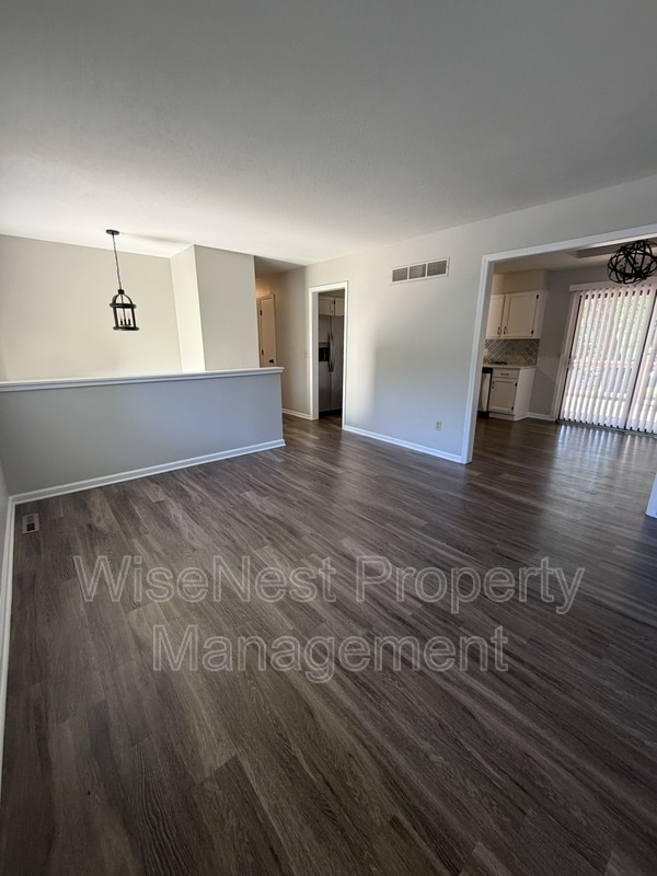 Photo - 1820 E Cherokee Ln