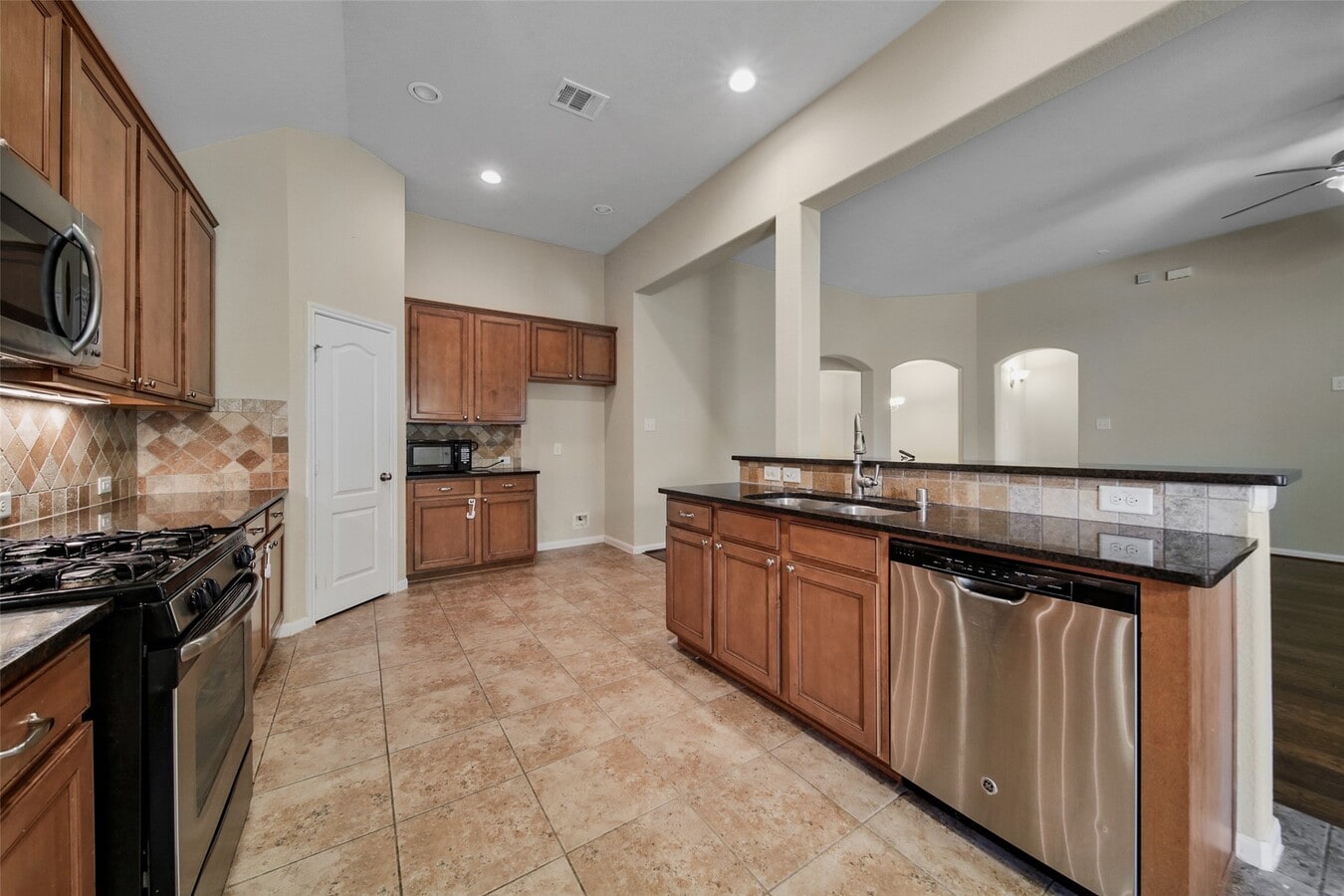 Photo - 25208 Forest Ledge Dr