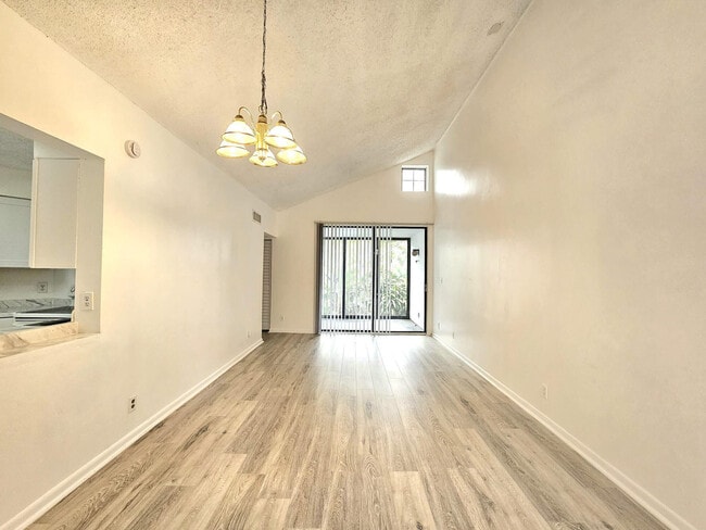 Photo - 213 Lake Pointe Dr Unit 212