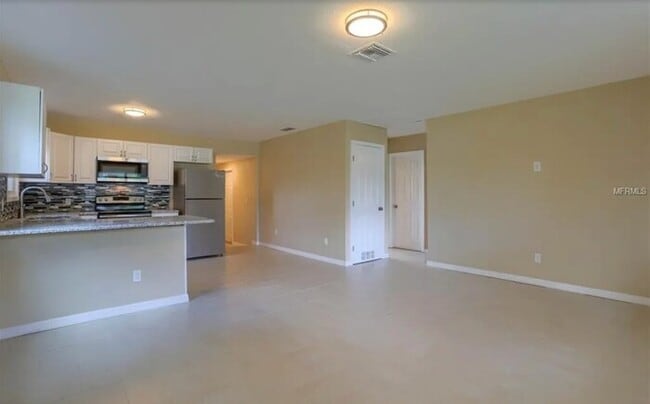 Photo - Home For Rent in St Petersburg!