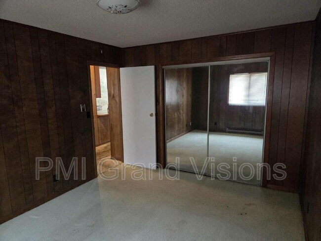 Photo - 955 4th St Unit 6