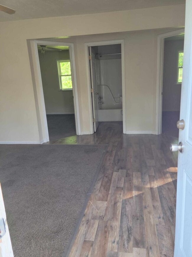 Photo - 2 BEDROOM 1 BATHROOM HOUSE FOR RENT