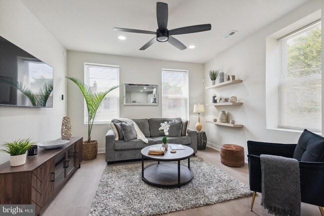 Photo - 1215 S 23rd St