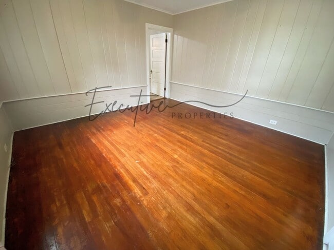 Photo - 709 Pryce Street Unit A