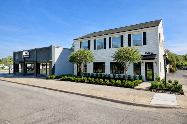 Building Photo - 2510 S MacDill Ave Unit 2510 S MacDill Ave - C