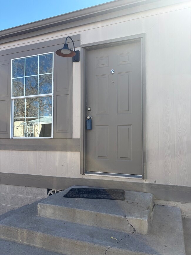 4321 N Mobile Cir E