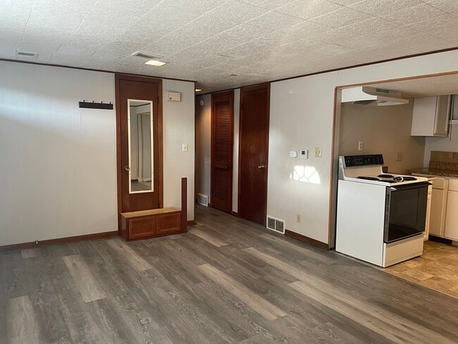 Photo - Located in Downtown Parkville