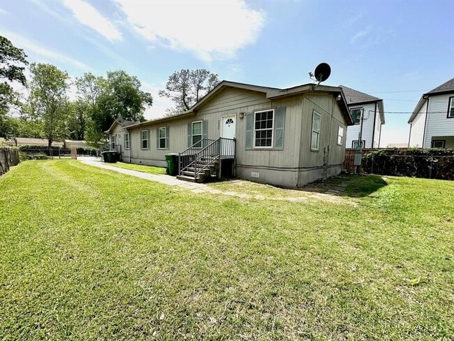 Photo - 3509 Murdock St