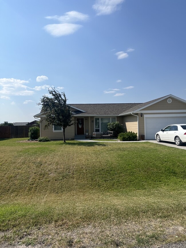 Photo - 1159 Polaris Rd House