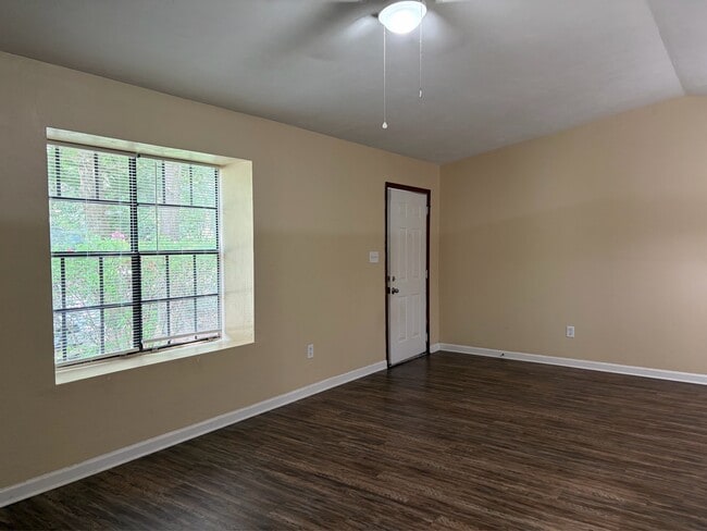 Photo - 1502 Belmont Rd