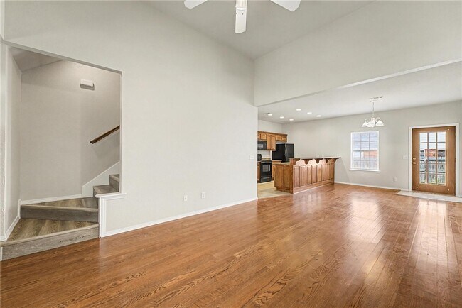 Photo - 3102 SW Deerfield Blvd