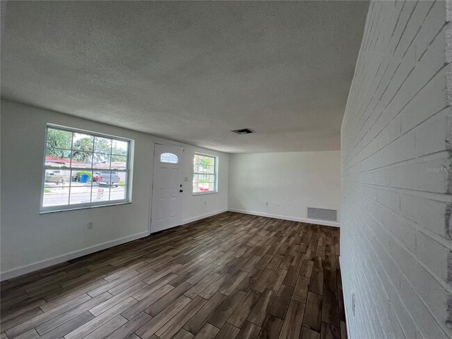 Photo - 7315 Brentwood Dr