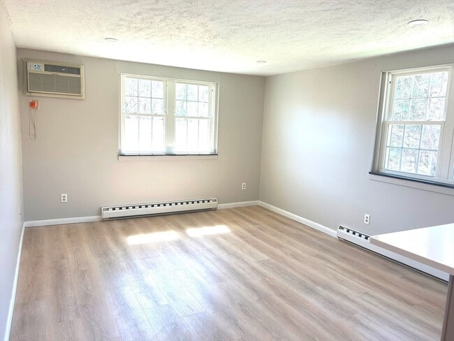 Photo - 14 Leonard Rd Unit 14