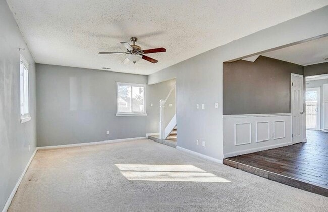 Building Photo - 727 Alder Cir