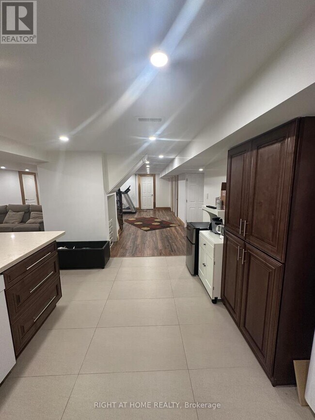 Photo - 158 Cooperage Crescent