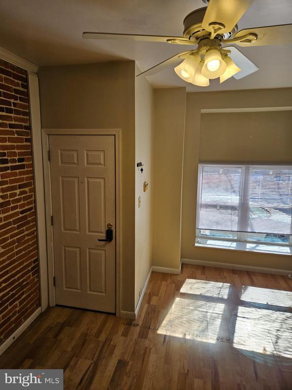 Building Photo - 36 E Ostend St