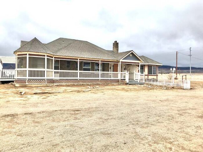 Photo - 43926 90th St W