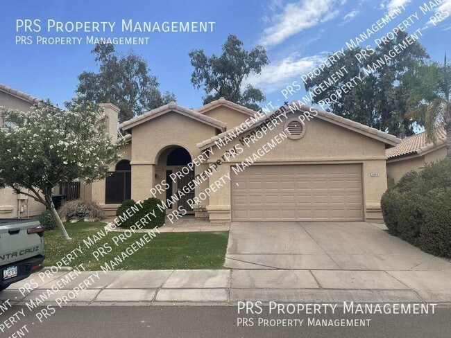 Photo - 2152 W Myrtle Dr House