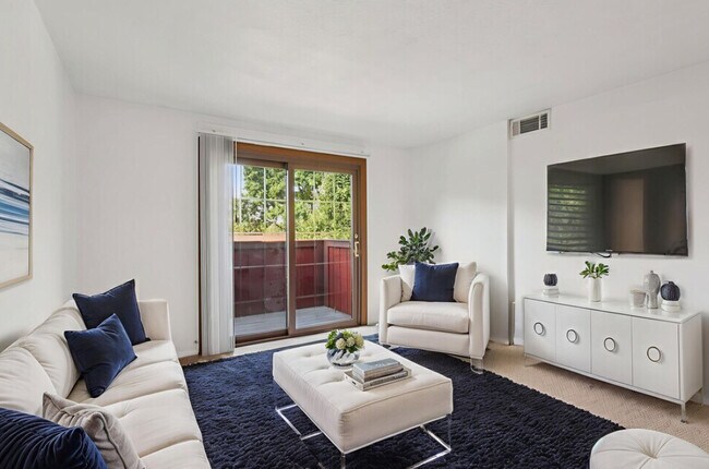Photo - Monroeville Apartments at Deauville Park