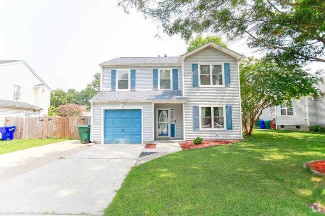 Building Photo - Modern Comfort in a Peaceful Setting – 4BR... Rental