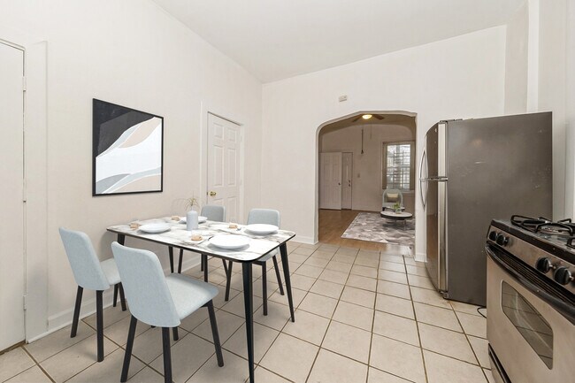 Photo - 2242 W 19th St