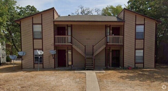 Building Photo - 2403 Bandera Dr Unit B Rental