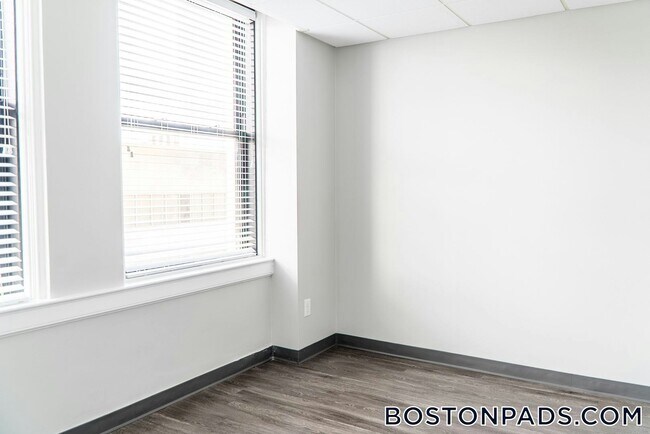 Photo - 507 Main St Unit 707