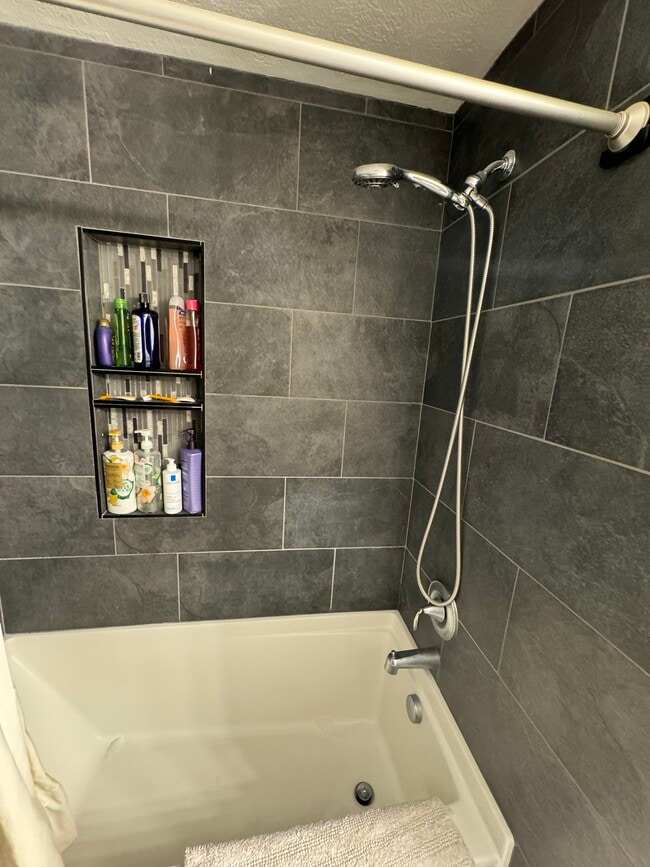 Photo - 1405 E Bergeson St