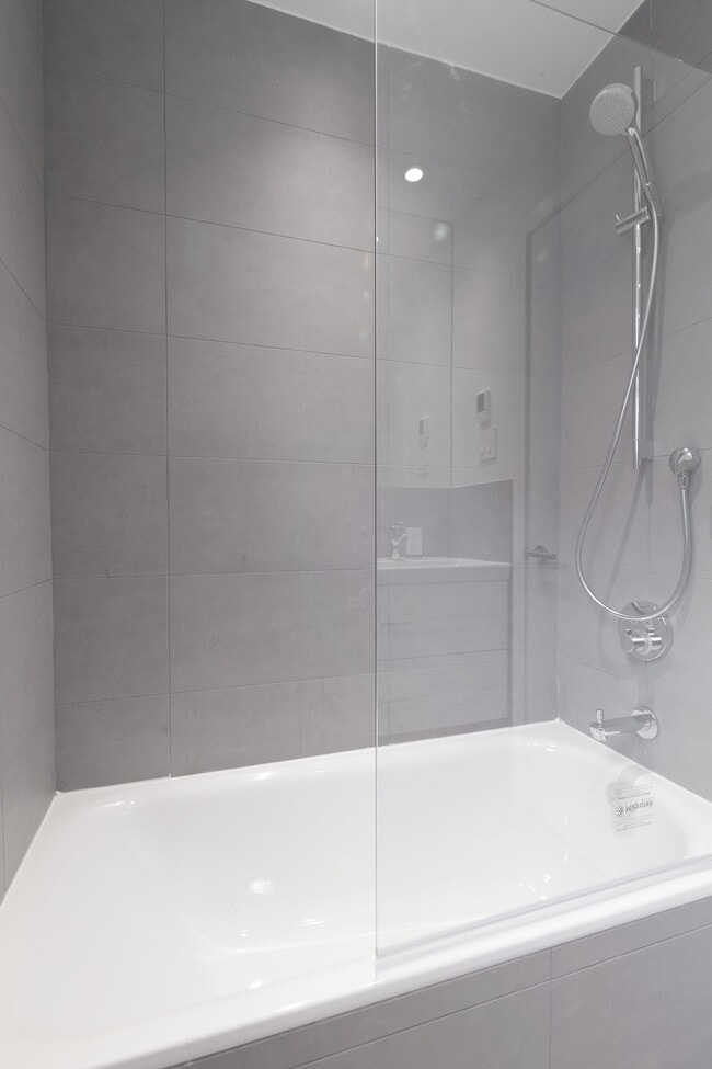 Photo - 5552 Snowdon Street Unit 12