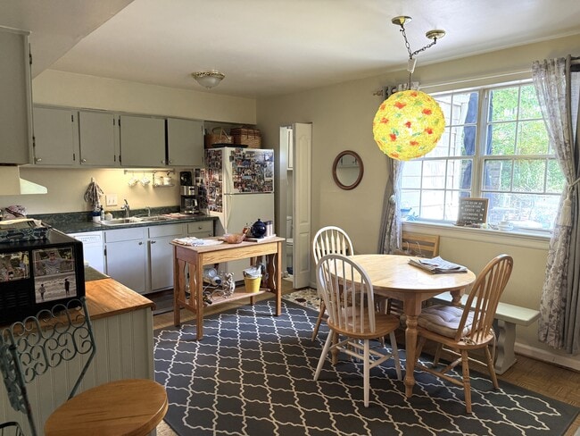 Photo - 103 Doncaster Ln