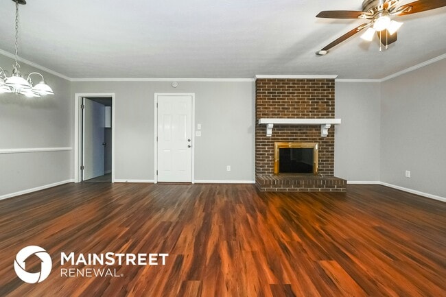 Photo - 3438 Creekwood Dr SE