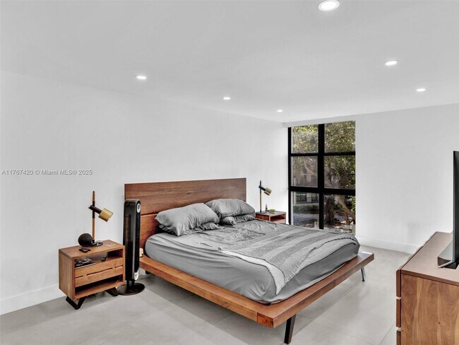 Photo - 1101 River Reach Dr Unit 302