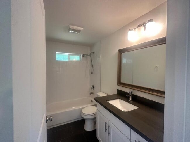 Photo - 1616 N 175th St