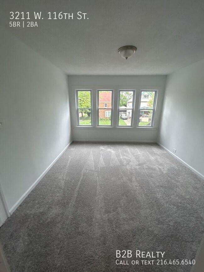 Photo - 3211 W 116th St