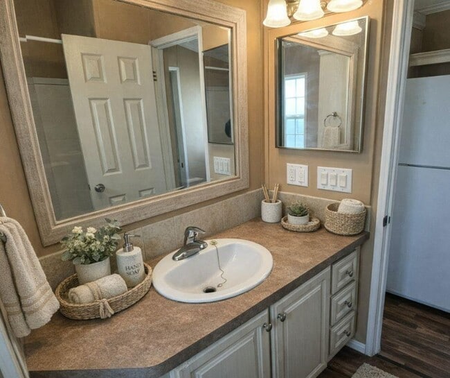 Photo - 3318 Chicago Bears St