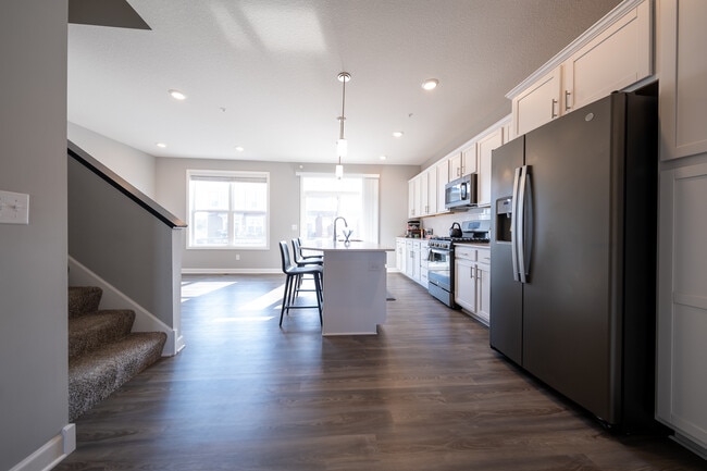 Photo - 7515 38th St N