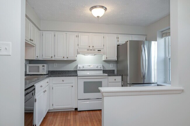 Photo - 1638 10th St S