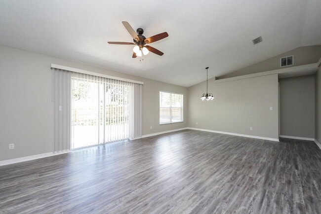 Photo - 11530 Foxglove Dr