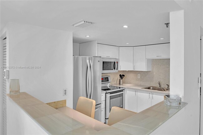 Photo - 1775 Washington Ave Condo Unit #9B