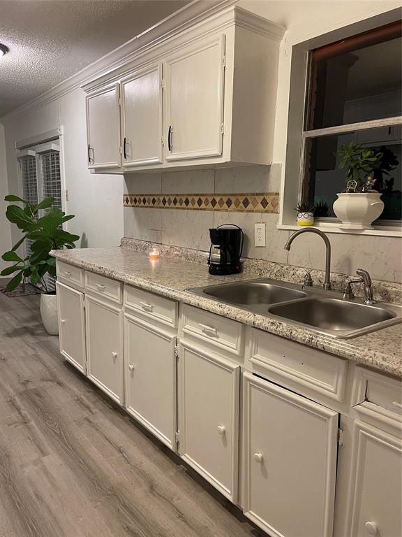 Photo - 6101 Maywood Dr