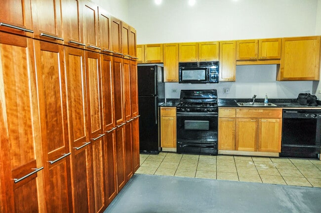 Photo - 20 N State St Unidad 703