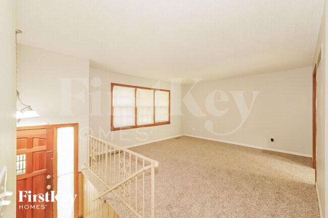 Photo - 9827 Drury Ave