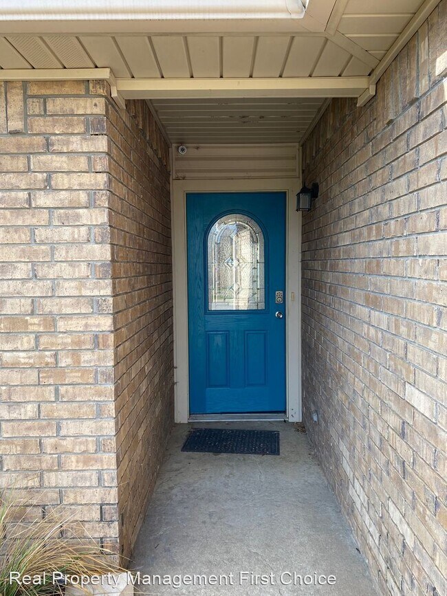 3 br, 2 bath House - 8104 Avignon - 3 br, 2 bath House - 8104 Avignon