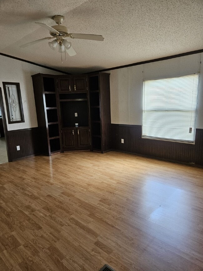 Photo - 3 Bedroom/2 bath mobile home