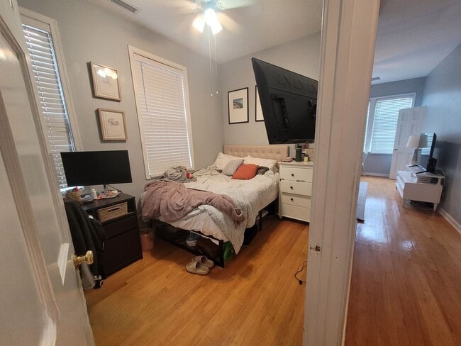 Photo - 1456 N Orleans St Unit 2