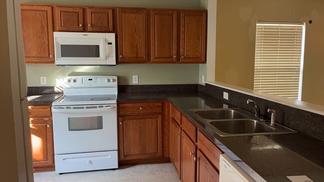 Photo - 3BD/ 2BA house in Bellegrove!