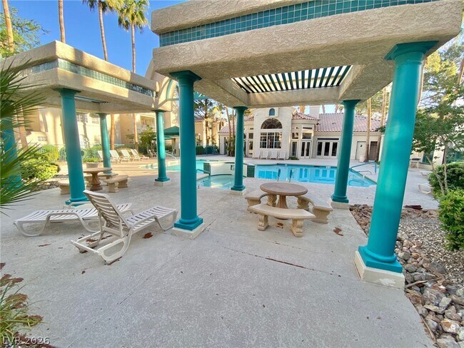 Photo - 2251 Wigwam Pkwy Unit 514