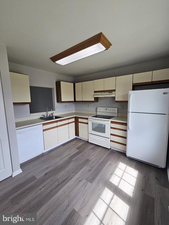 Photo - 33 Fieldstone Ct