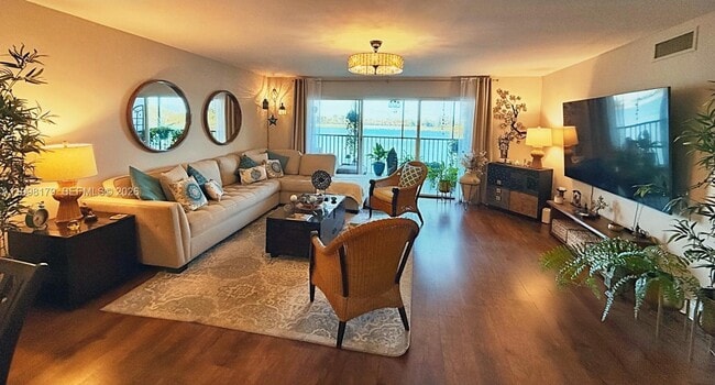 Photo - 605 Ives Dairy Rd Unit 205-7