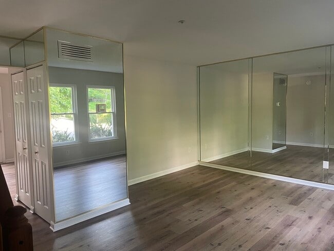 Photo - 3 Bedrooms 2 Bathrooms in a GREAT AREA